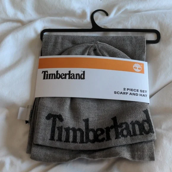 NWT Timberland Scarf And Hat O/S